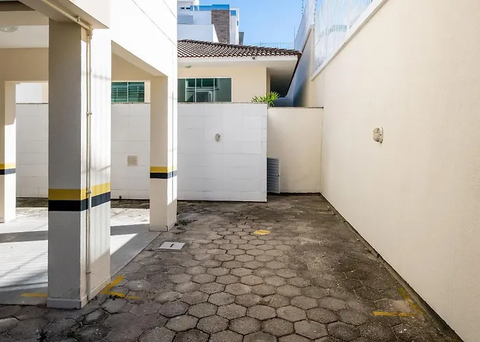 Apto Com Piscina A 240M Da Praia Cac106