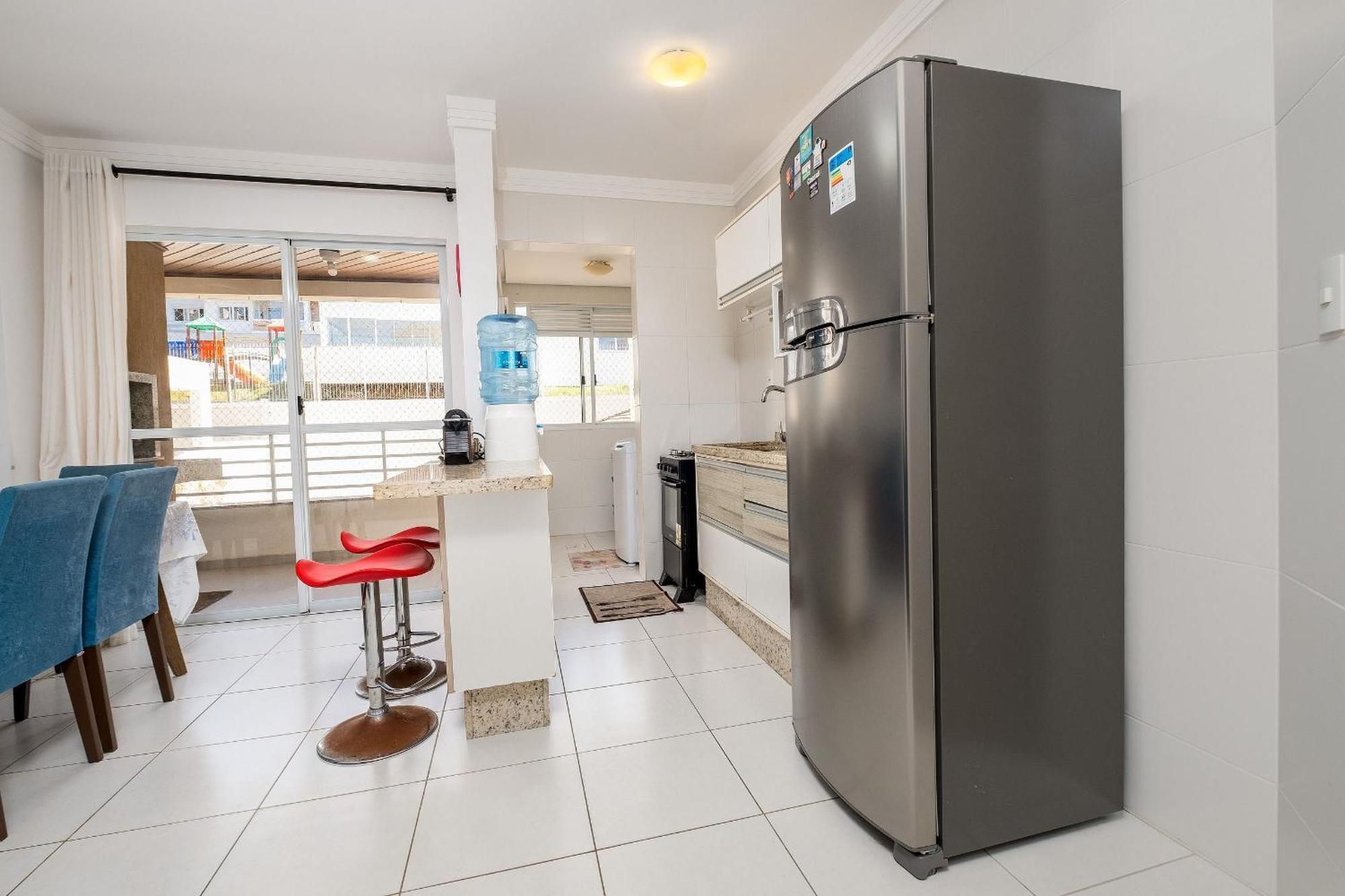 Apartamento Apto Com Piscina A 240m Da Praia Cac106 *